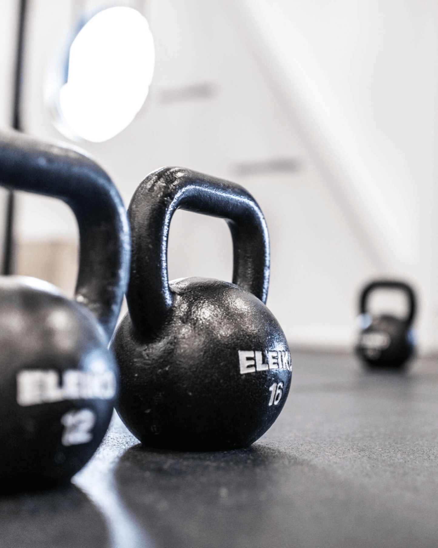 Гиря тренувальна Eleiko, чорна